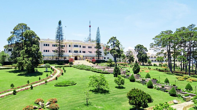 Khách sạn Dalat Palace
