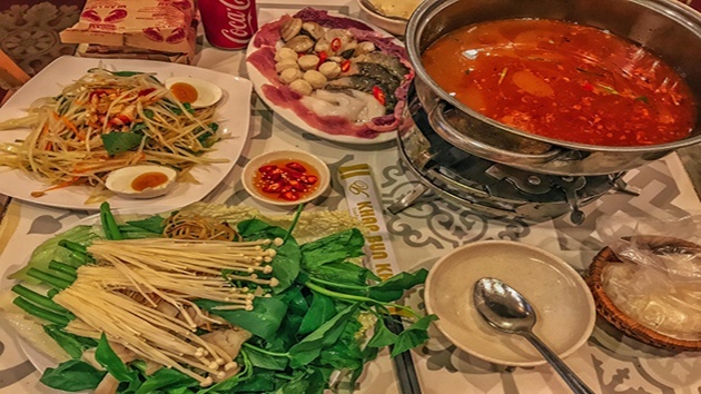 Nhà hàng cơm niêu Việt Nam - Món ăn tối đậm chất Đà Lạt