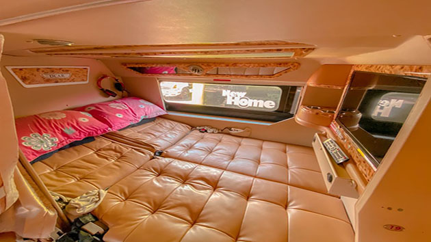 Nhà xe Nguyễn Kim - Xe Limousine giường nằm đôi